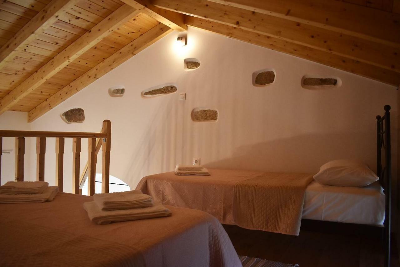 Christos Raches Traditional * Raches (Ikaria)
